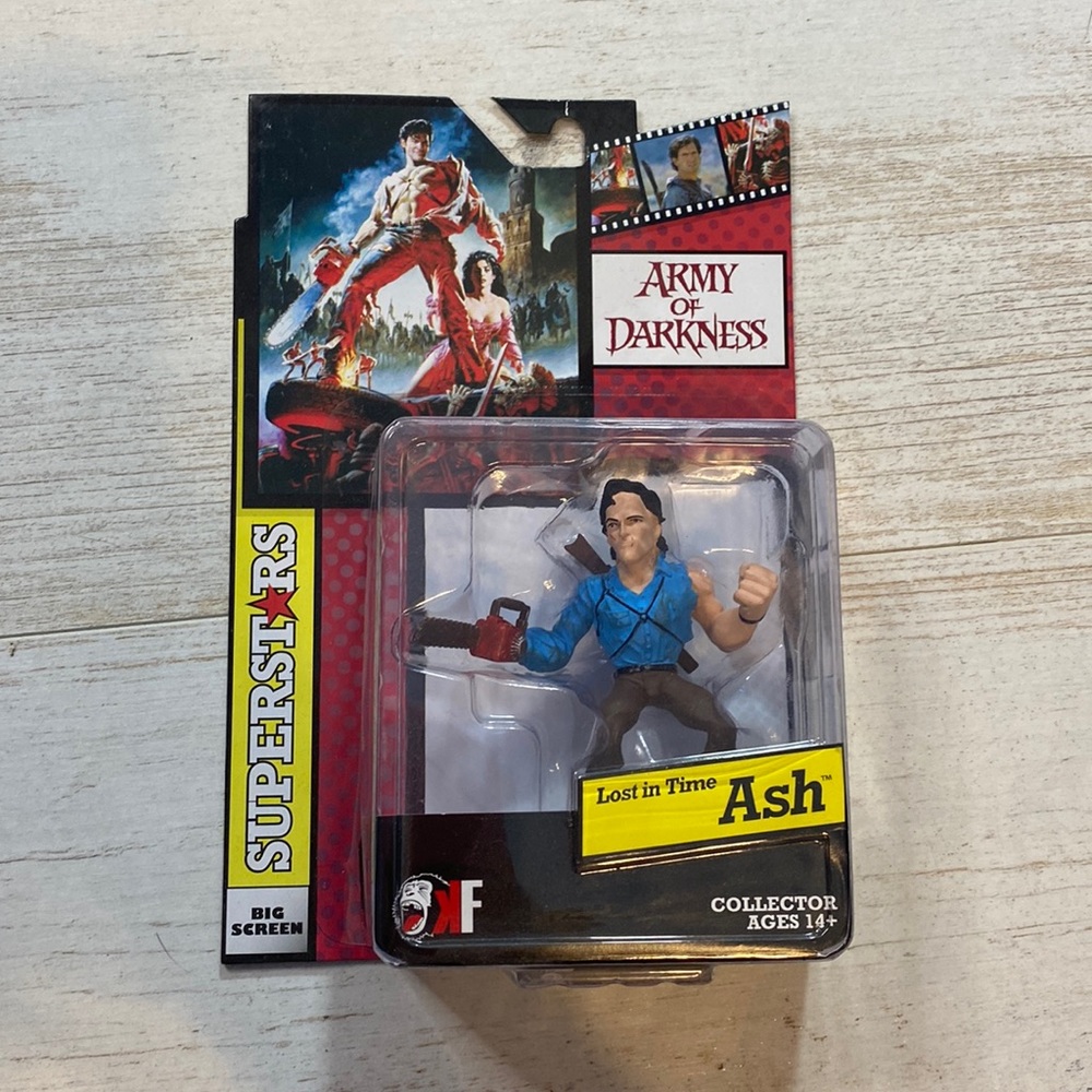 Kasual Friday Superstars Ash Army of Darkness Figure
